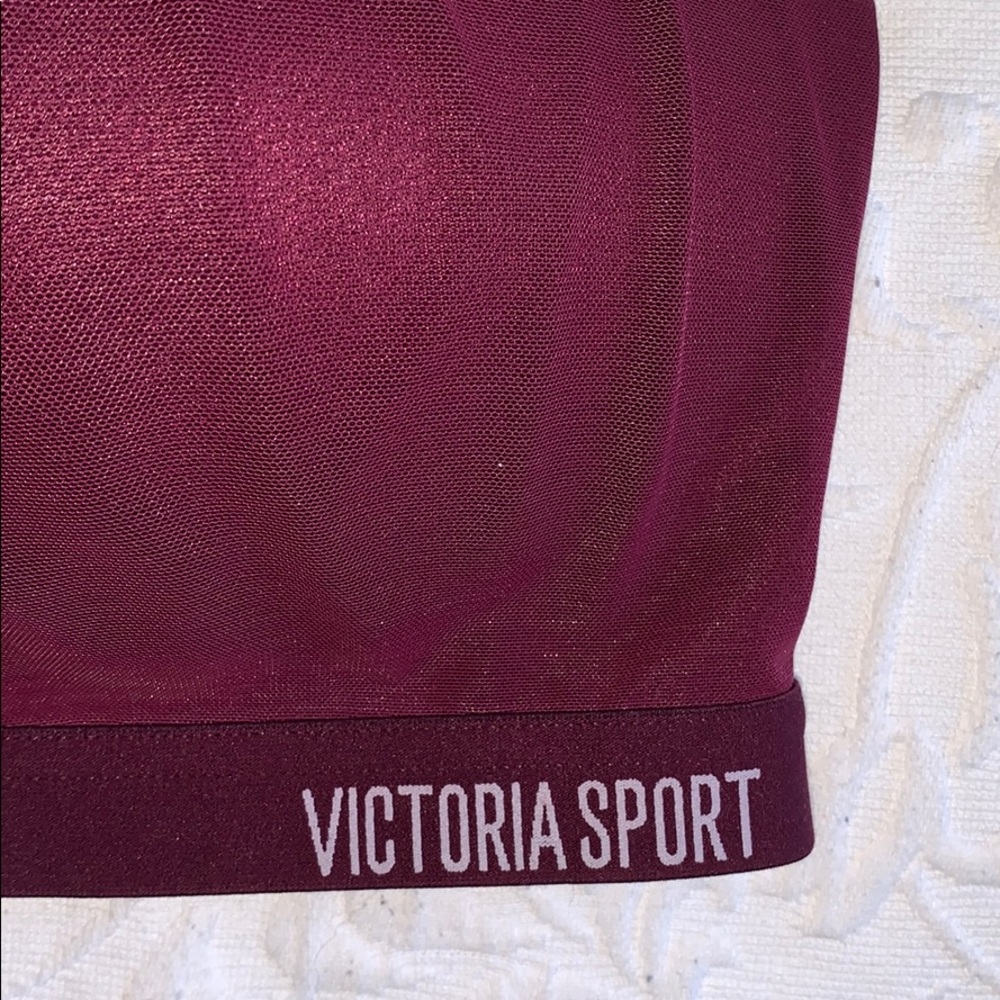 Lightweight by Victoria Secret Sports Bra
